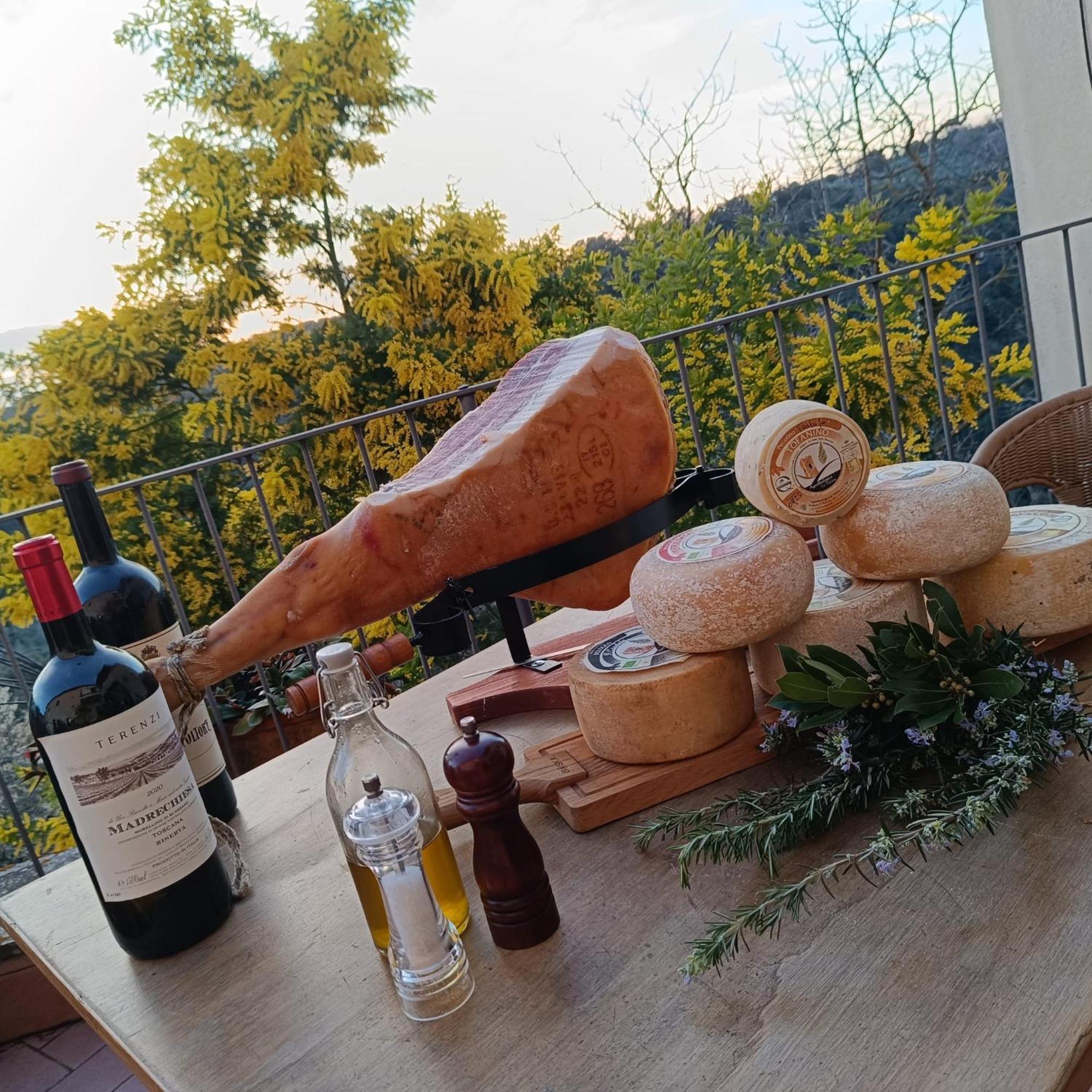 Ghigo La Locanda Di Torquato Montorgiali 외부 사진